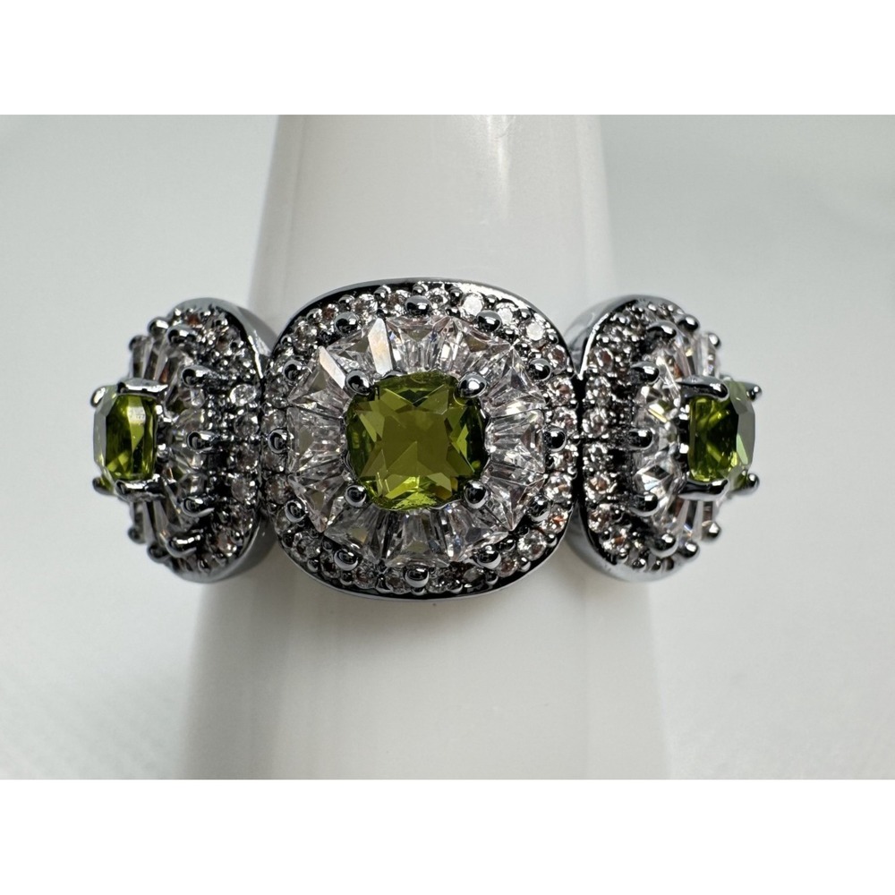 Bomb Party Ring Size 8 RG72105 Dewy Twilight Leaves Hematite Peridot